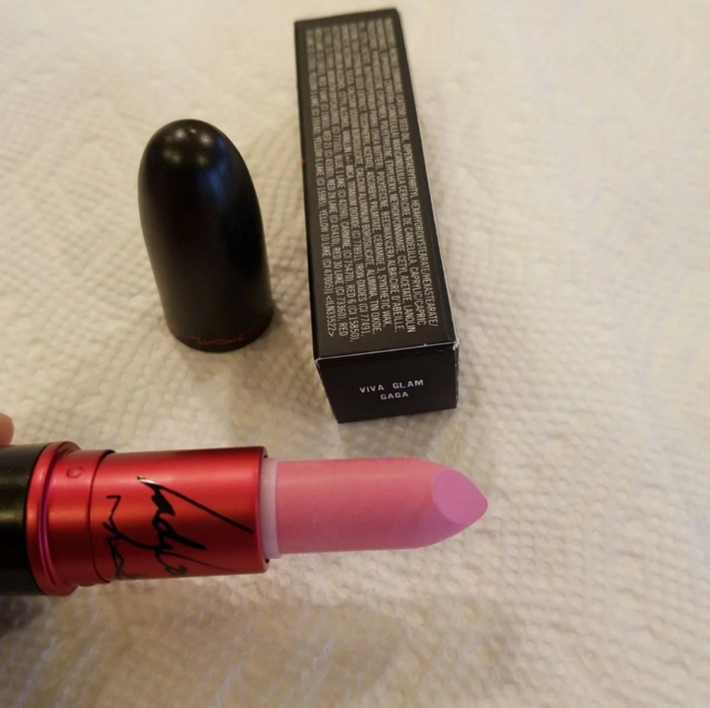 Mac Viva Glam Gaga Lipstick - Picture 2 of 5